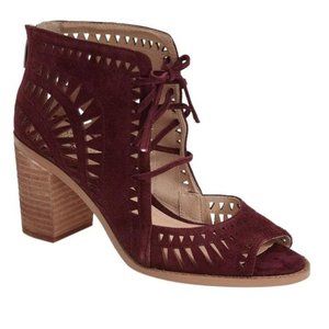 Vince Camuto Tarita burgundy heels size 6.5